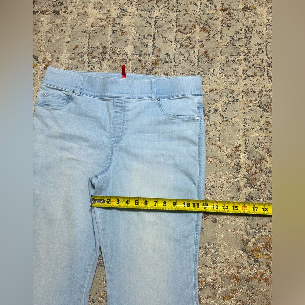 SPANX Light Blue Flared Bootcut pull on Jeans siz… - image 7